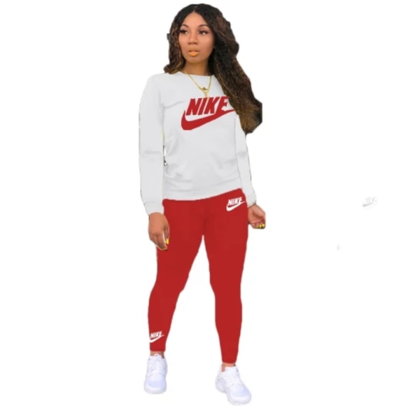 Nike outfit - Picture 2 of 2